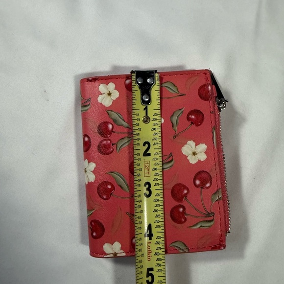 Steve Madden Cherry Blossom Red Wallet - Picture 8 of 8
